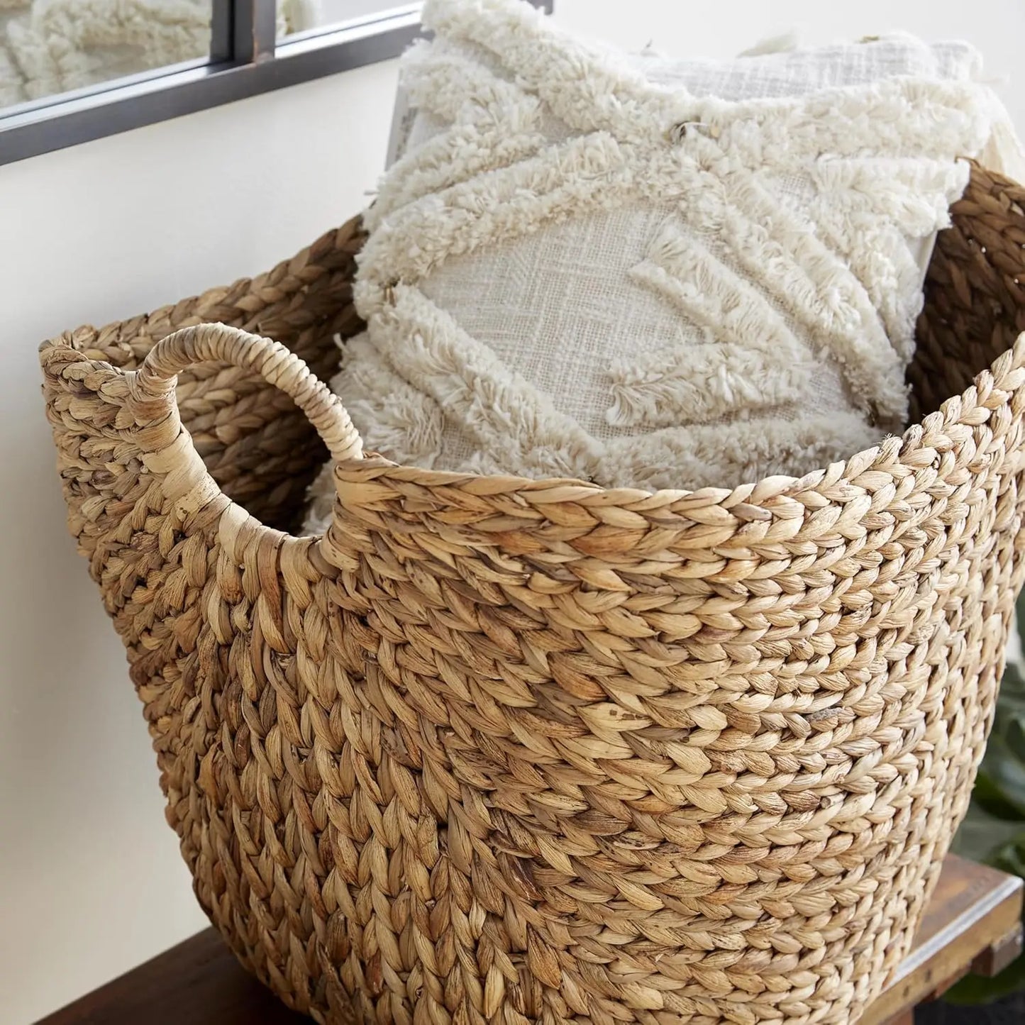 Seagrass Handmade Decorative and Functional Storage Basket Large Woven Basket Organizer with Ring Handles,