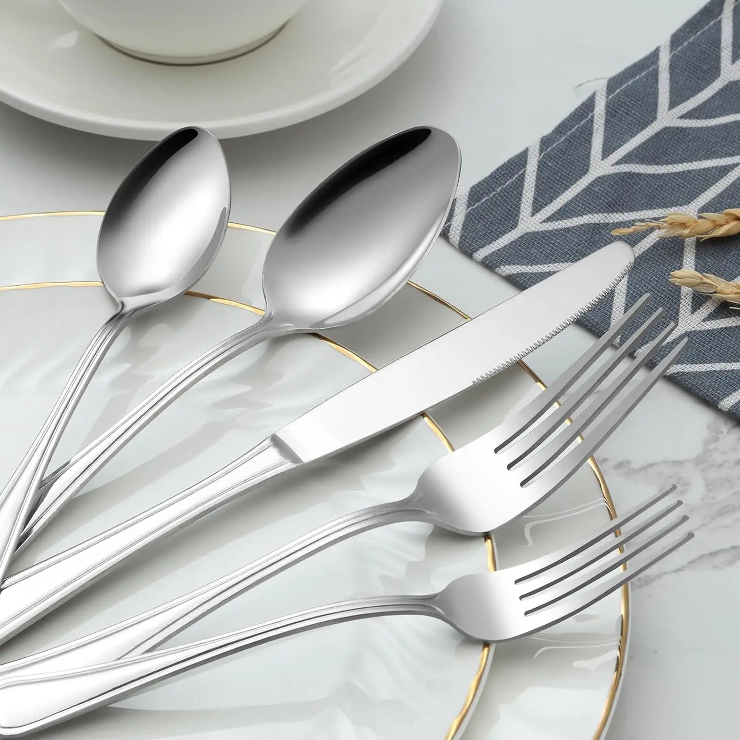 Elegant Stainless Steel Silverware Set for Modern Dining Experience