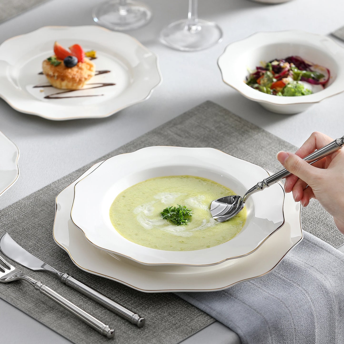 MALACASA Nordic European Golden Rim White Porcelain Tableware Set