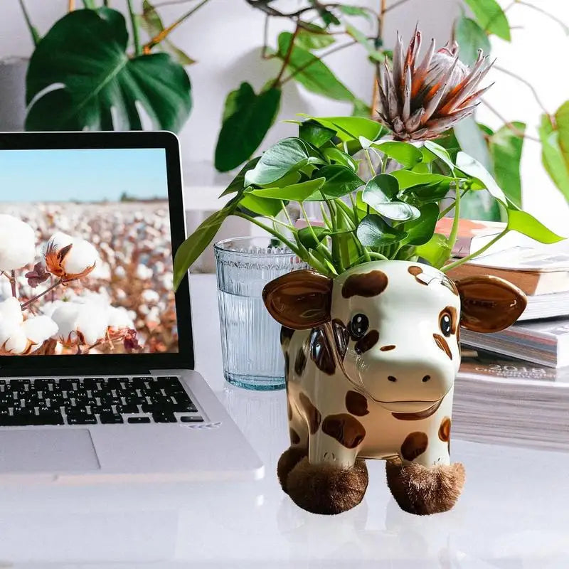 Highland Cow Planter Pot Resin Animal Shaped Desktop Decor