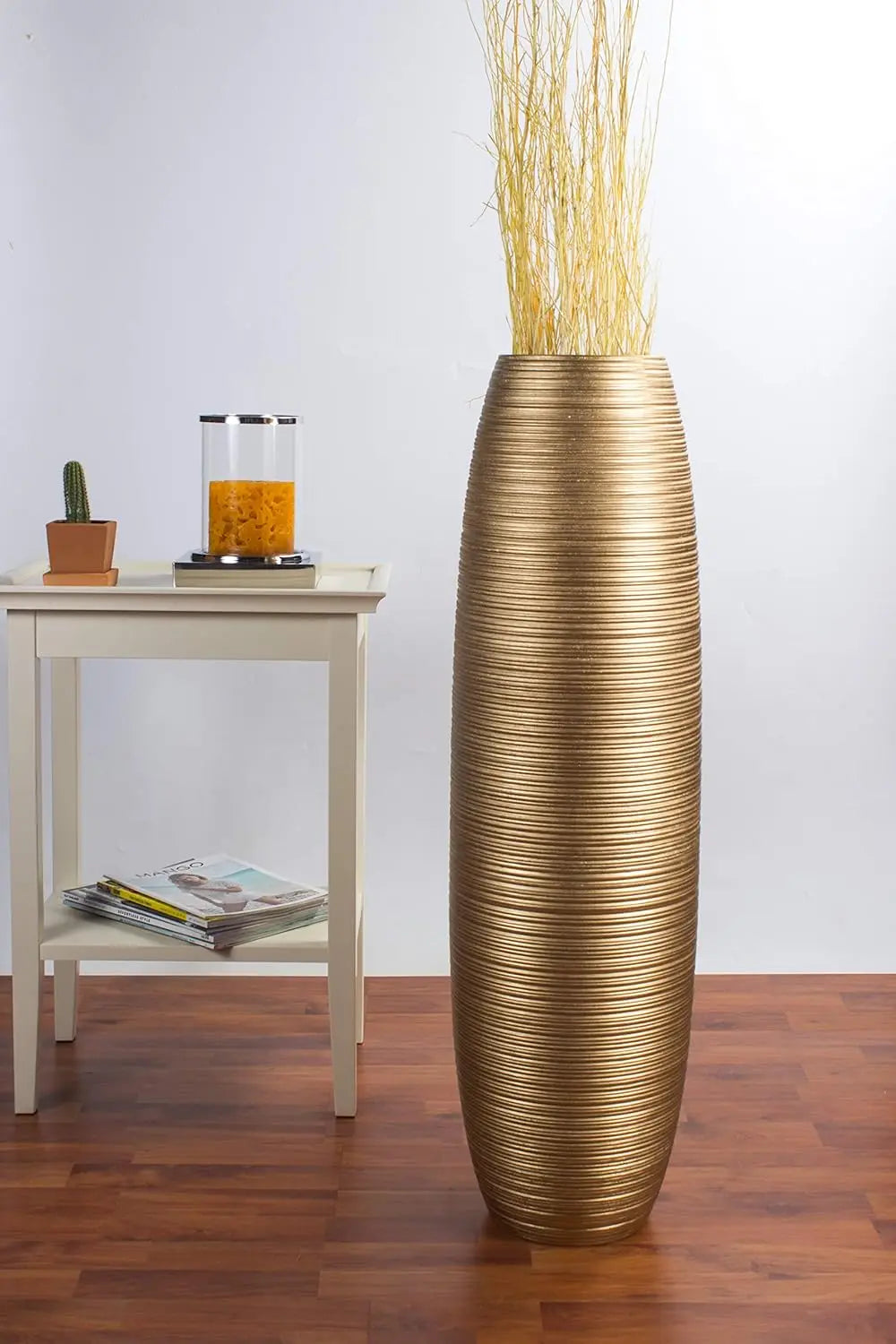 Wooden Floor Vase With Rustic Finish For Pampas Grass