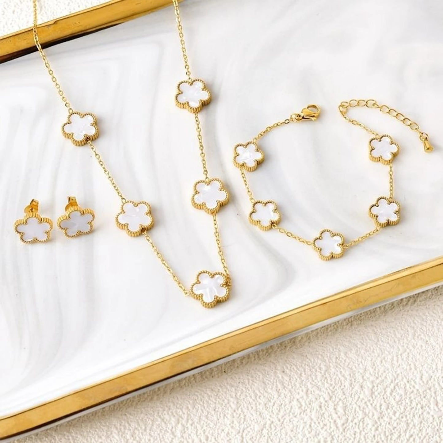 NONED Five-Leaf Clover Jewelry Set Necklace Earrings Bracelet