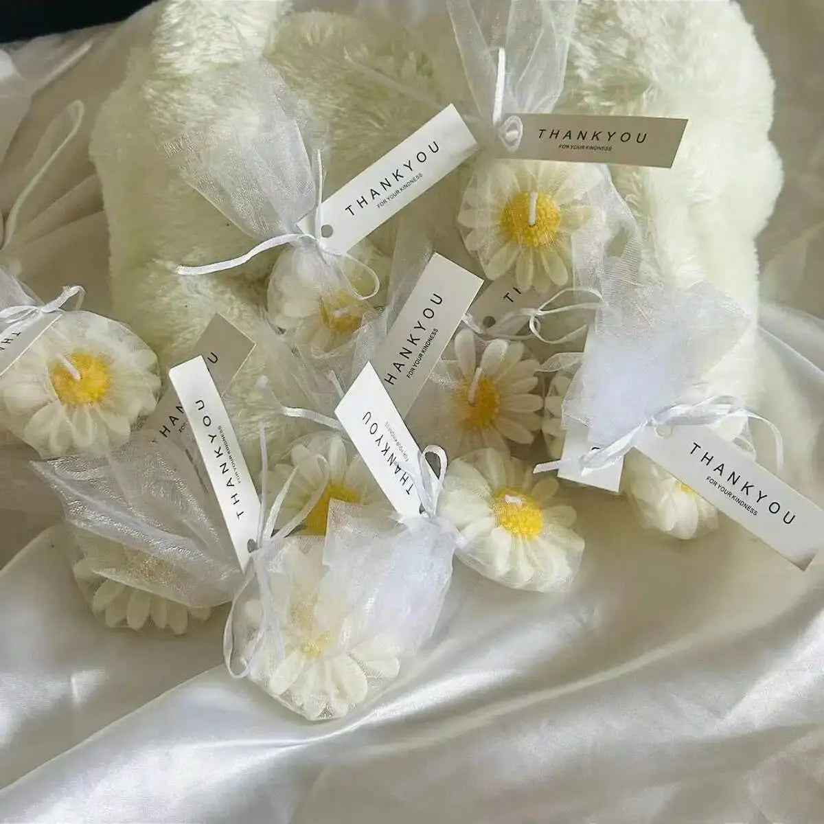Daisy Shaped Candle Set Scented Soy Wax For Wedding Favors Decor