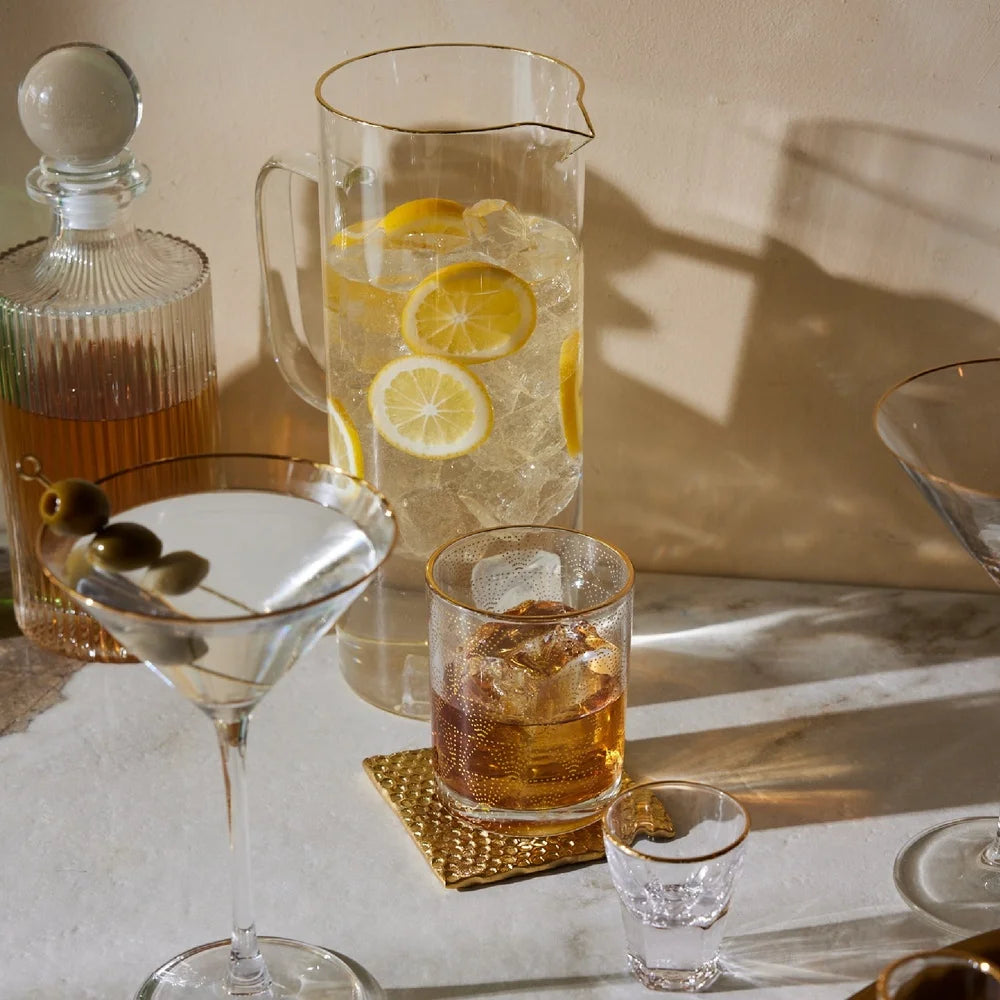 Whiskey Decanter Set 4 Glasses Airtight Seal for Home Bar