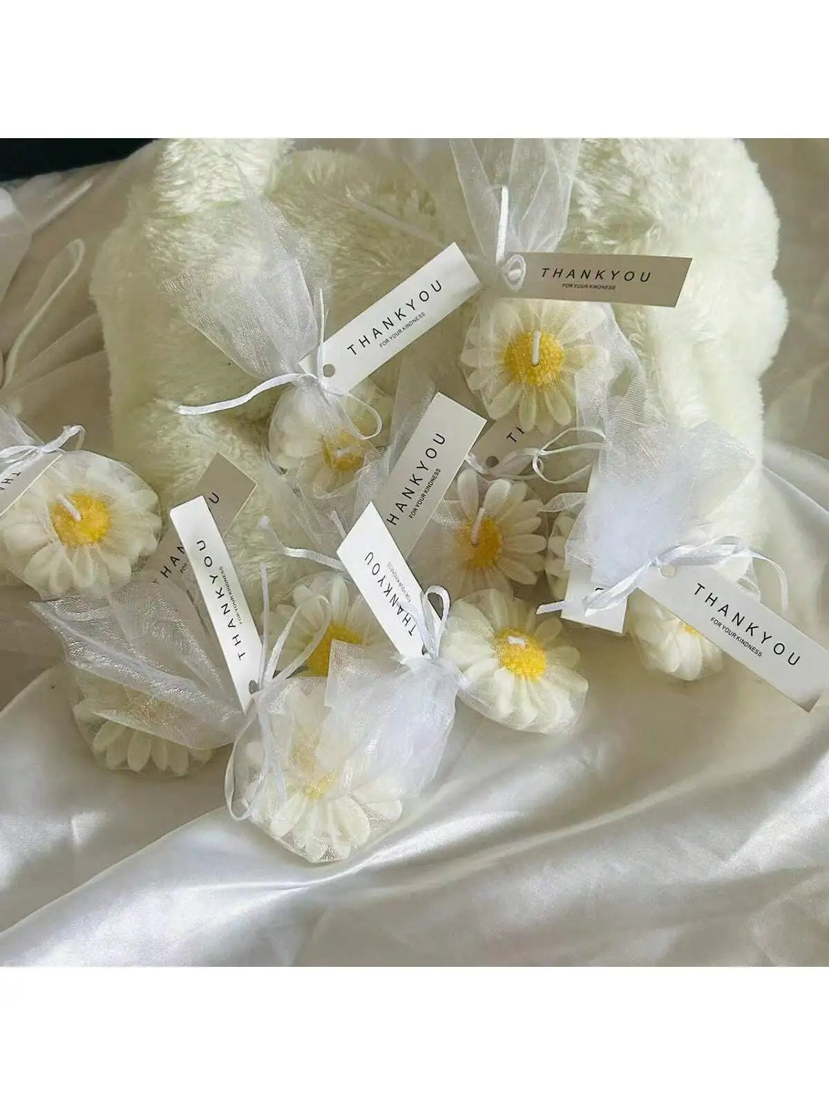 Daisy Shaped Candle Set Scented Soy Wax For Wedding Favors Decor
