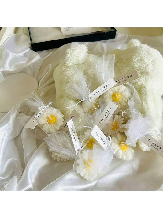 Daisy Shaped Candle Set Scented Soy Wax For Wedding Favors Decor
