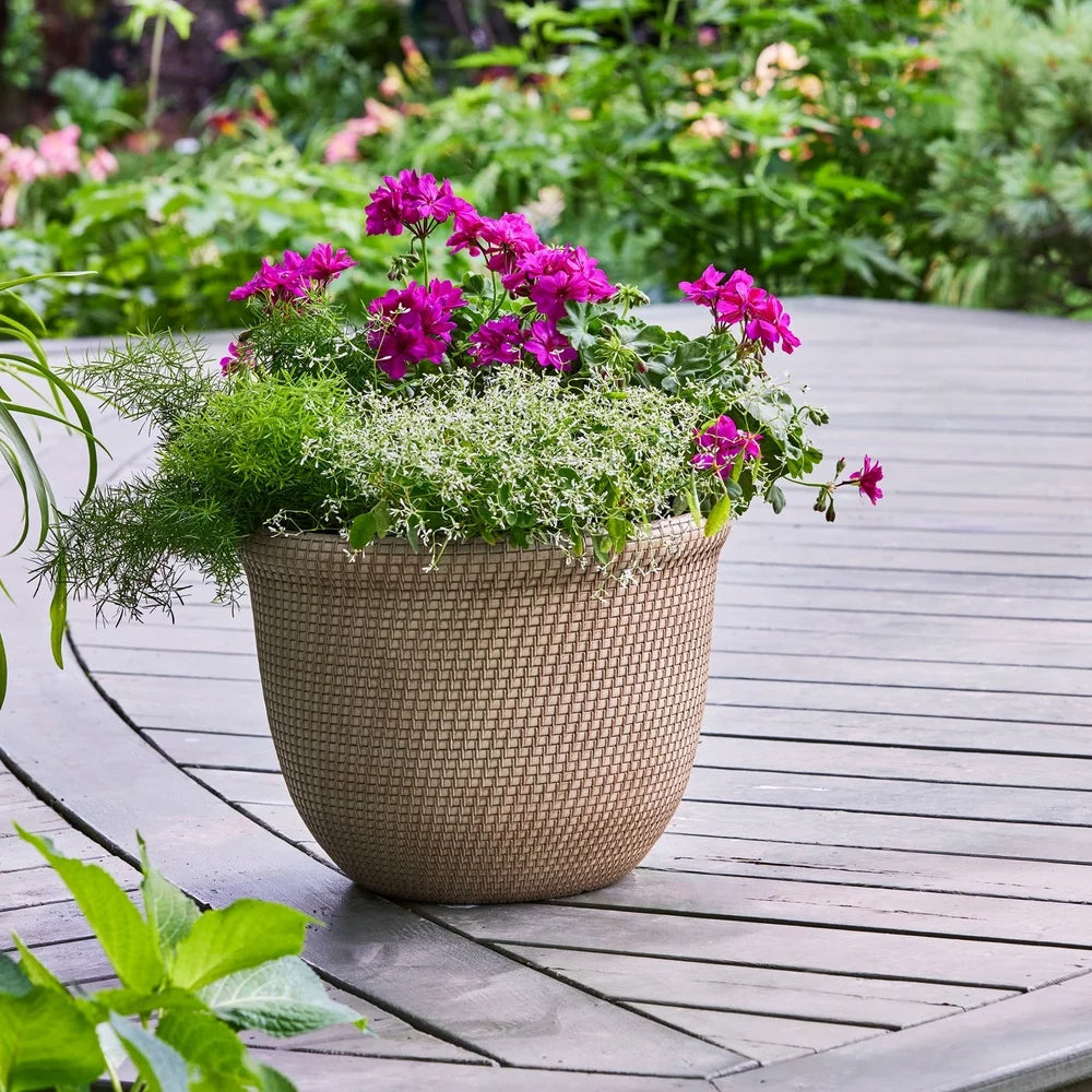 Recycled Resin Planter With Drainage Holes For Indoor Outdoor Gardens